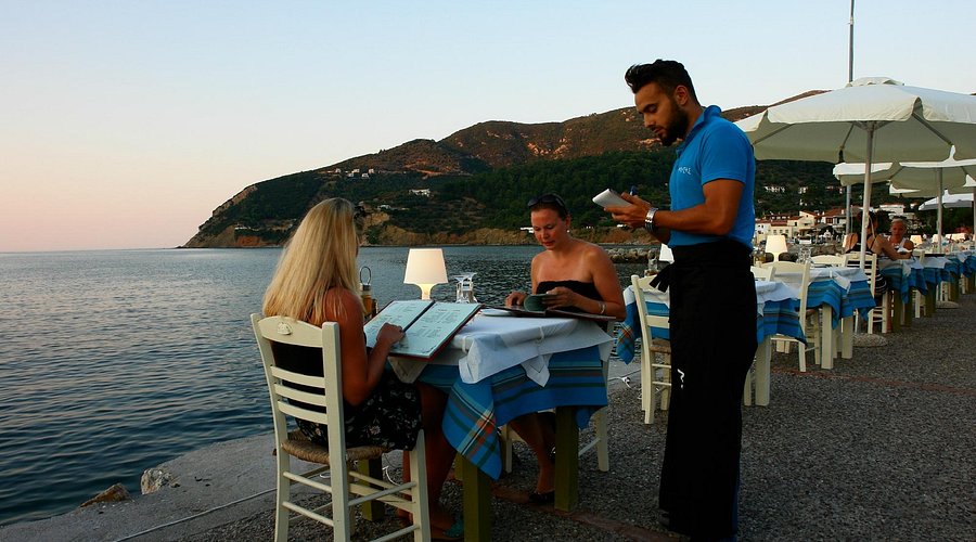 best restaurants in Skopelos